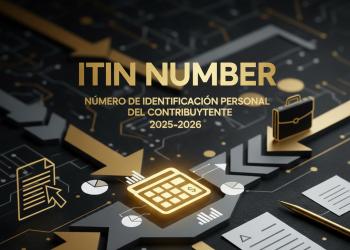 Persona completando formulario W-7 para solicitar su ITIN Number en Estados Unidos con documentos fiscales.